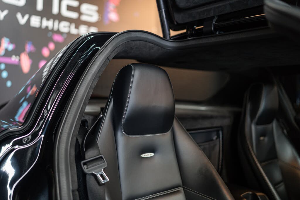 2012 Mercedes-Benz SLS AMG photo 17