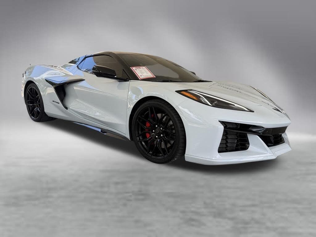 2024 Chevrolet Corvette Z06 3LZ Convertible RWD photo 2