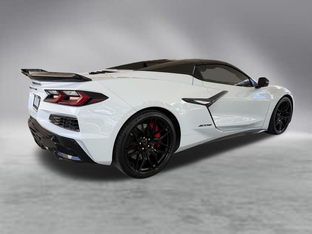 2024 Chevrolet Corvette Z06 3LZ Convertible RWD photo 3