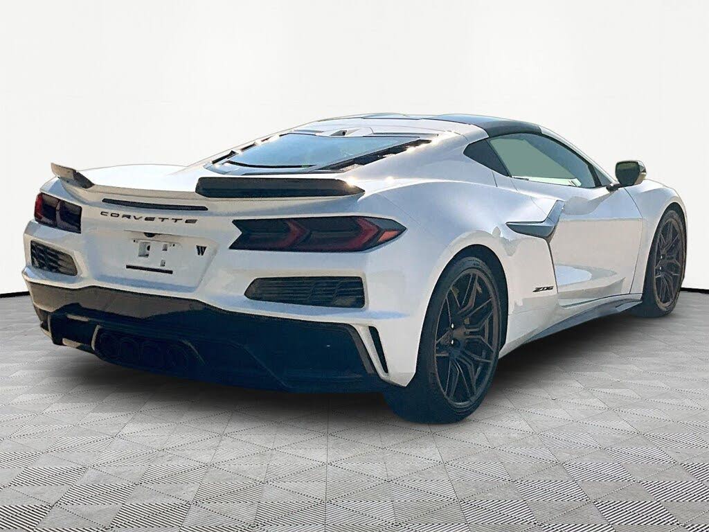 2024 Chevrolet Corvette Z06 2LZ Coupe RWD photo 6