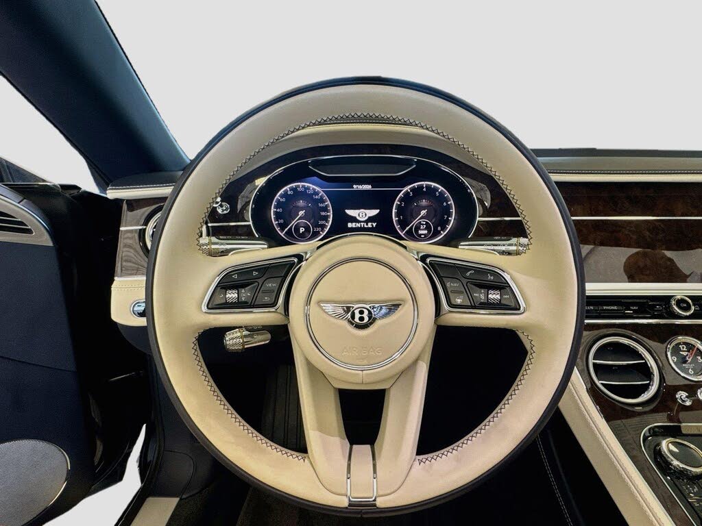 2024 Bentley Continental GTC V8 AWD photo 13