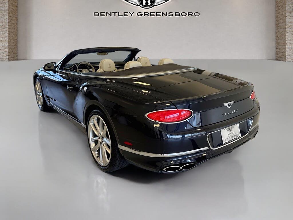 2024 Bentley Continental GTC V8 AWD photo 3