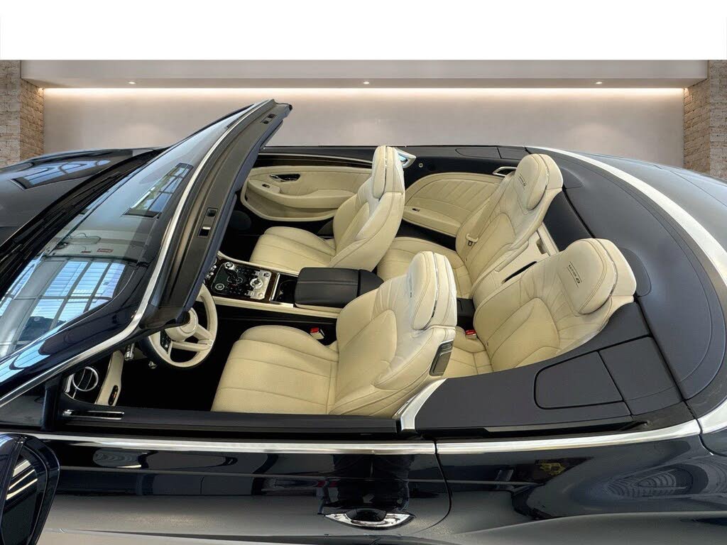 2024 Bentley Continental GTC V8 AWD photo 23