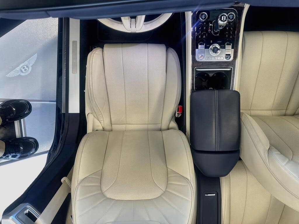 2024 Bentley Continental GTC V8 AWD photo 24