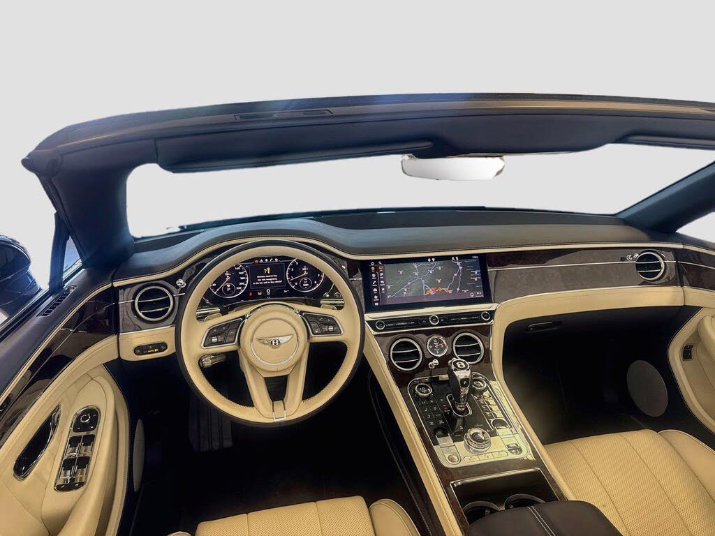 2024 Bentley Continental GTC V8 AWD photo 4