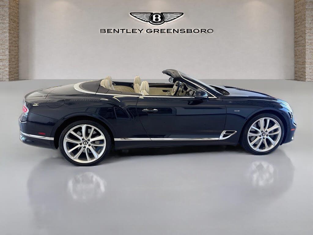2024 Bentley Continental GTC V8 AWD photo 9