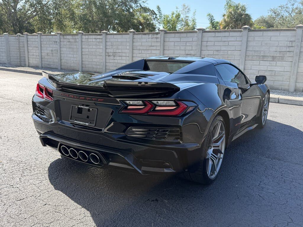 2025 Chevrolet Corvette Z06 3LZ Convertible RWD photo 6