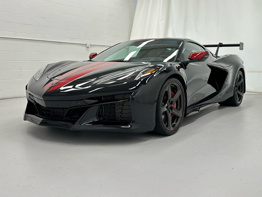 2024 Chevrolet Corvette Z06 3LZ Coupe RWD photo 4