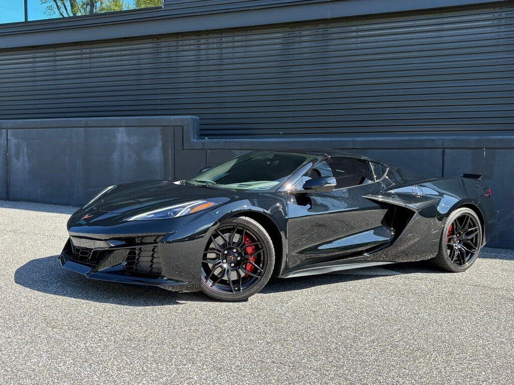 2025 Chevrolet Corvette Z06 1LZ Coupe RWD