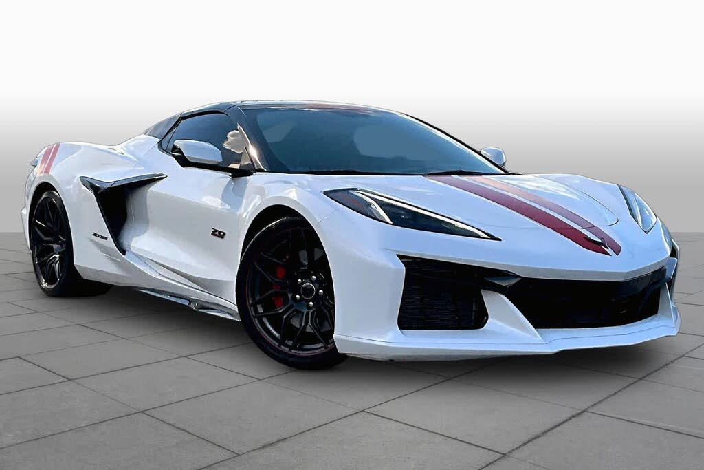 2023 Chevrolet Corvette Z06 3LZ Convertible RWD photo 2