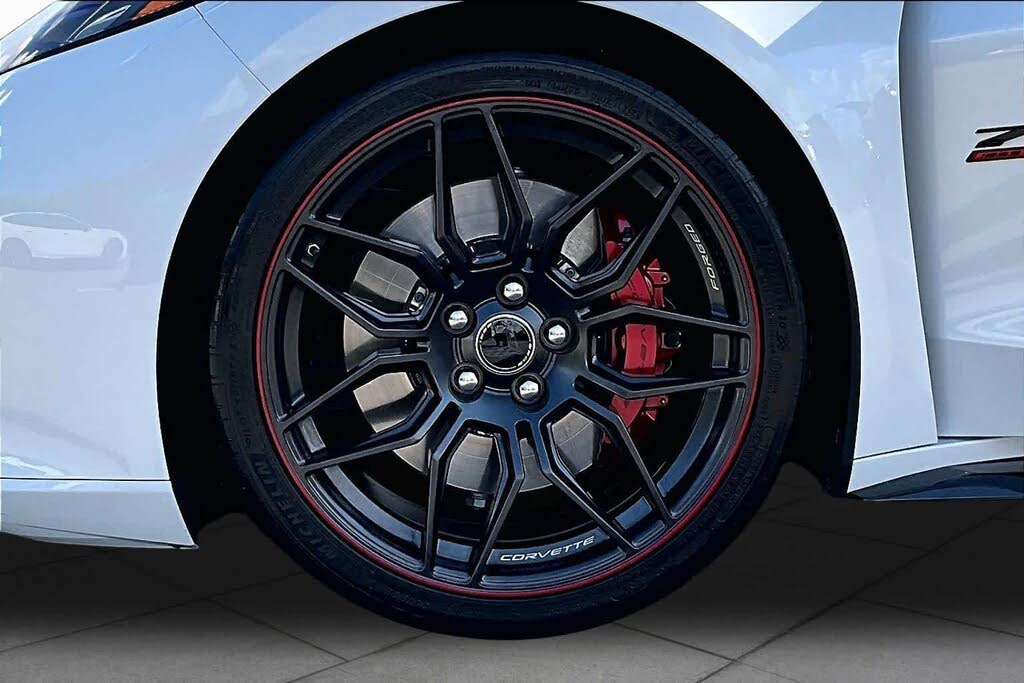 2023 Chevrolet Corvette Z06 3LZ Convertible RWD photo 10