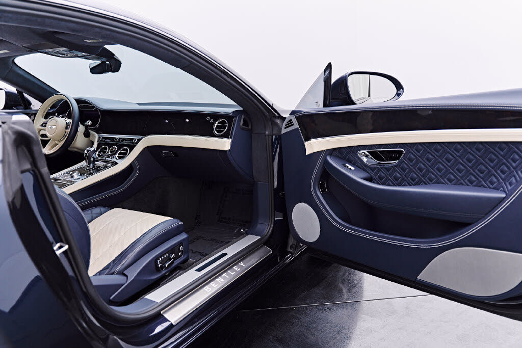 2022 Bentley Continental GT V8 AWD photo 24