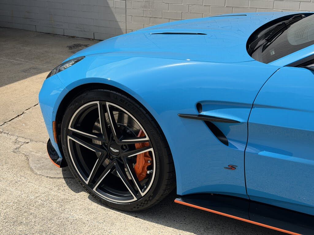 2026 Aston Martin Vantage S Roadster RWD photo 9