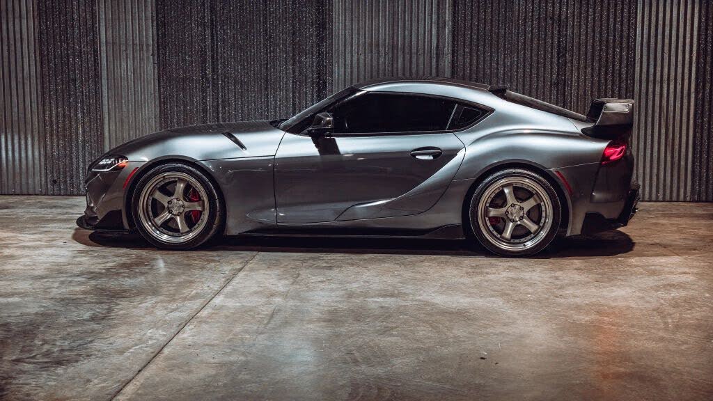 2021 Toyota Supra 3.0 Premium RWD photo 2 of 17