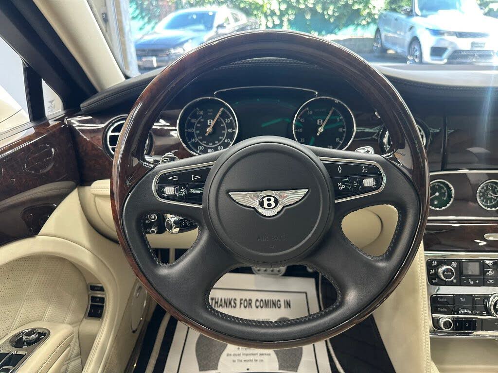 2016 Bentley Mulsanne Speed RWD photo 12