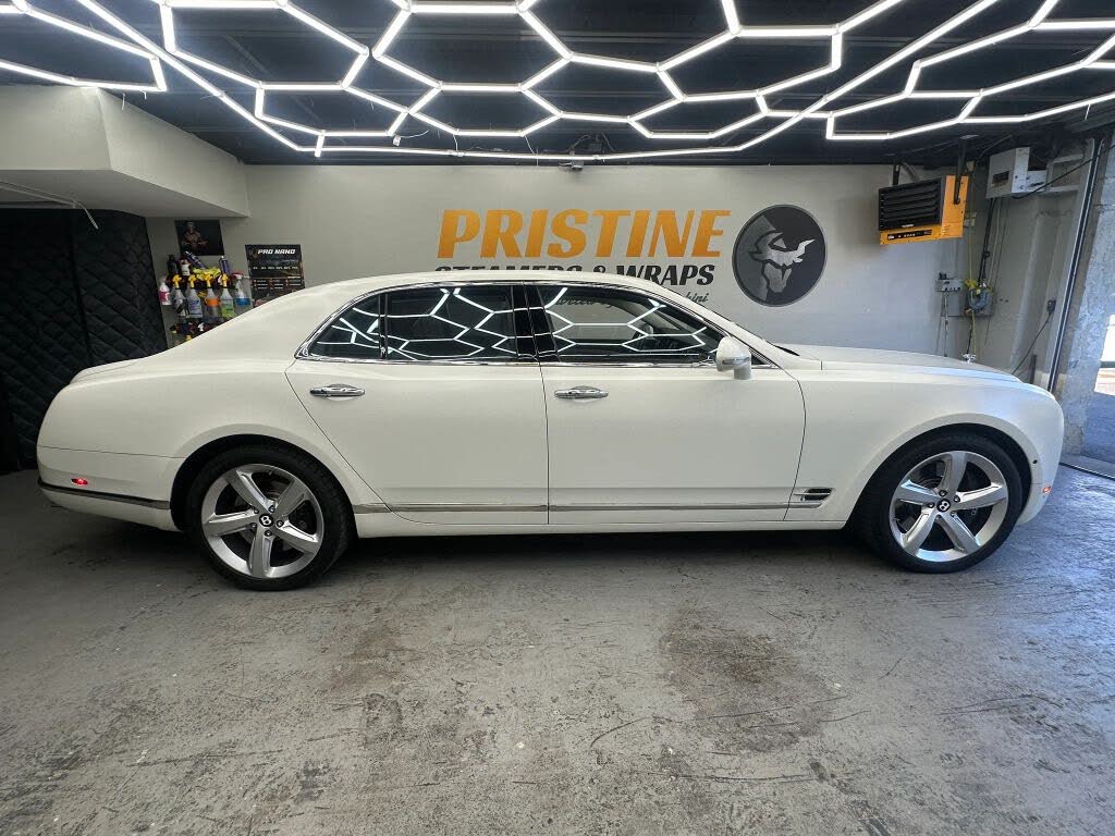 2016 Bentley Mulsanne Speed RWD photo 8