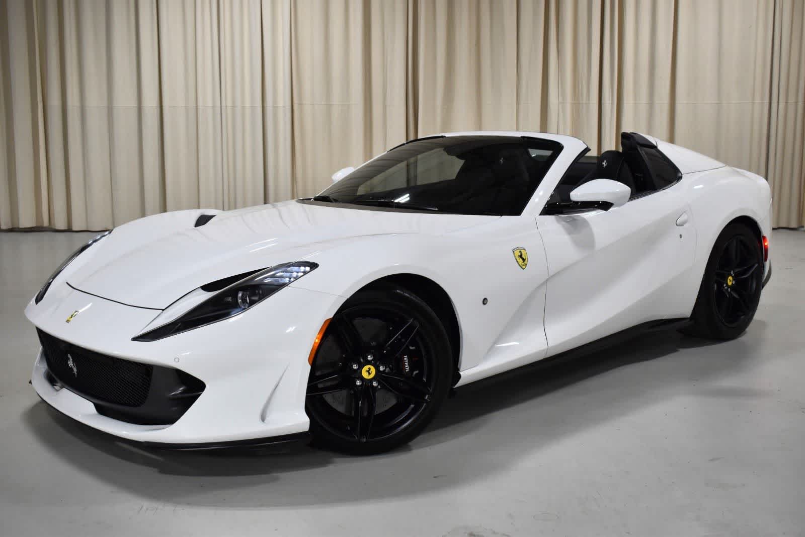 2023 Ferrari 812 GTS Convertible RWD
