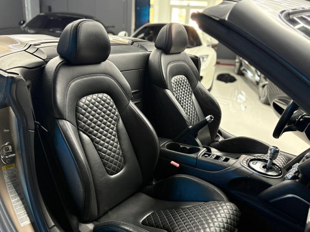 2014 Audi R8 quattro V10 Spyder AWD photo 15 of 24
