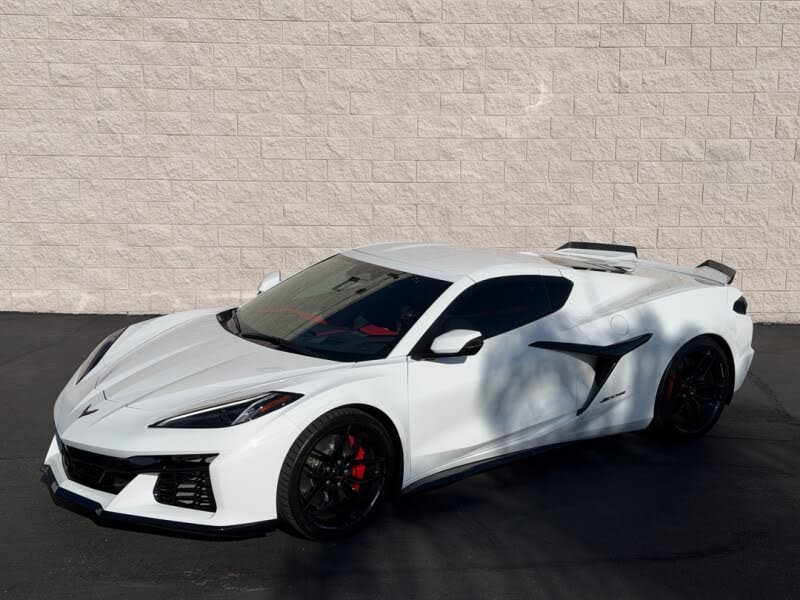 2026 Chevrolet Corvette Z06 3LZ Coupe RWD photo 2