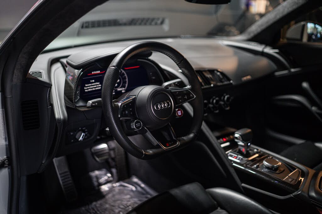 2020 Audi R8 quattro V10 Coupe AWD photo 6 of 21