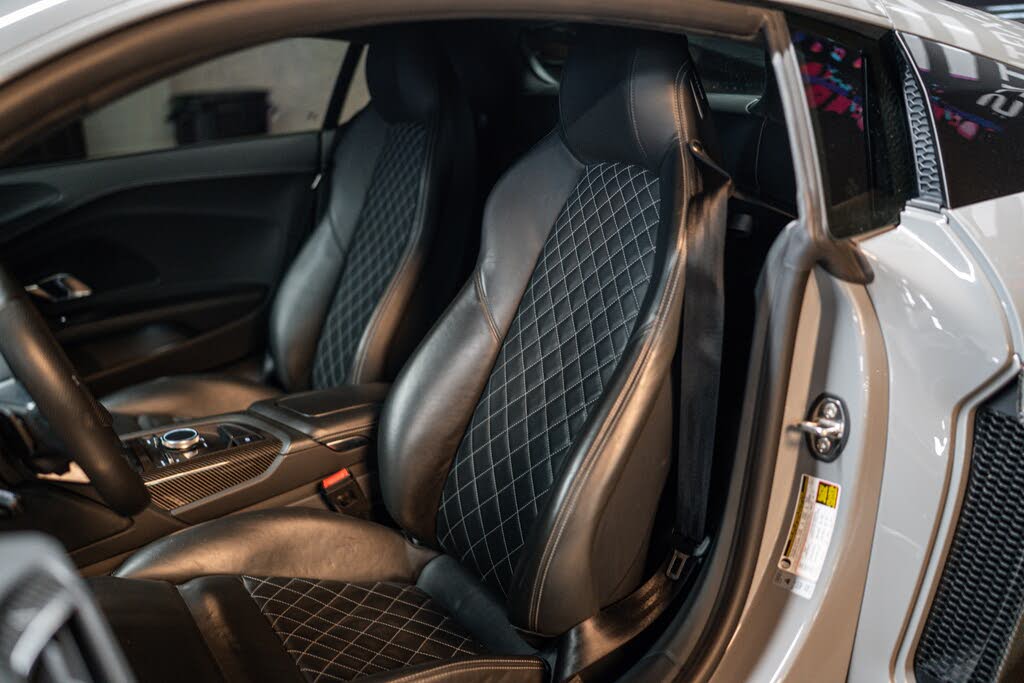 2020 Audi R8 quattro V10 Coupe AWD photo 7 of 21