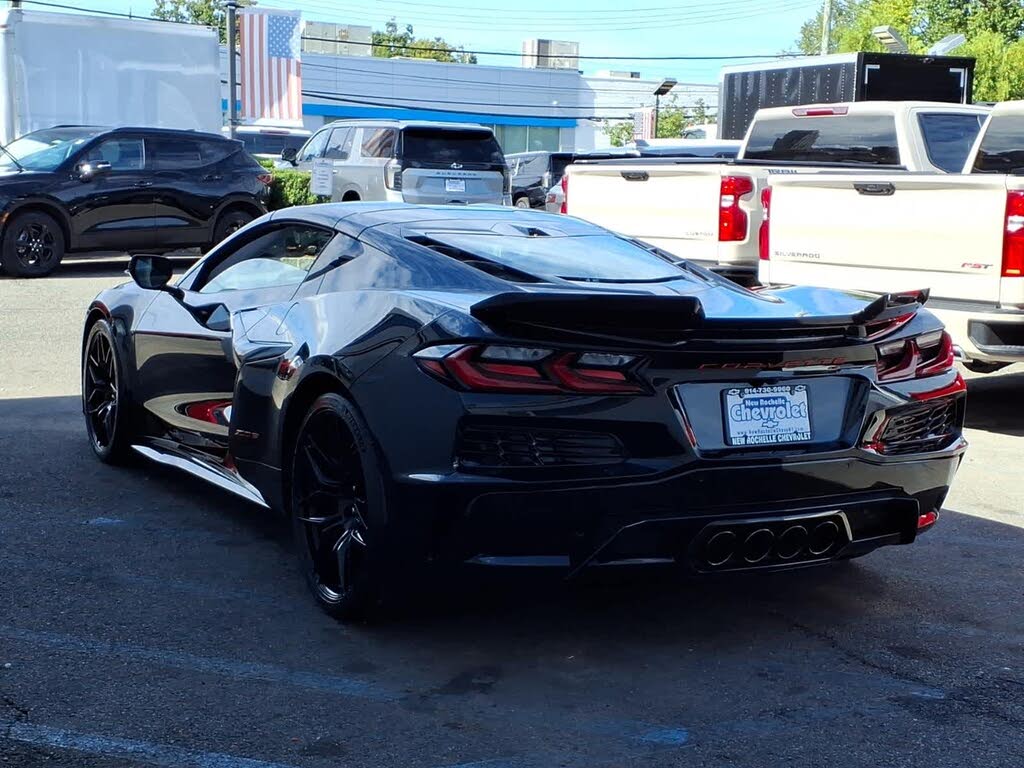 2026 Chevrolet Corvette Z06 3LZ Coupe RWD photo 4