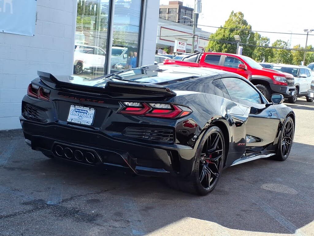 2026 Chevrolet Corvette Z06 3LZ Coupe RWD photo 6