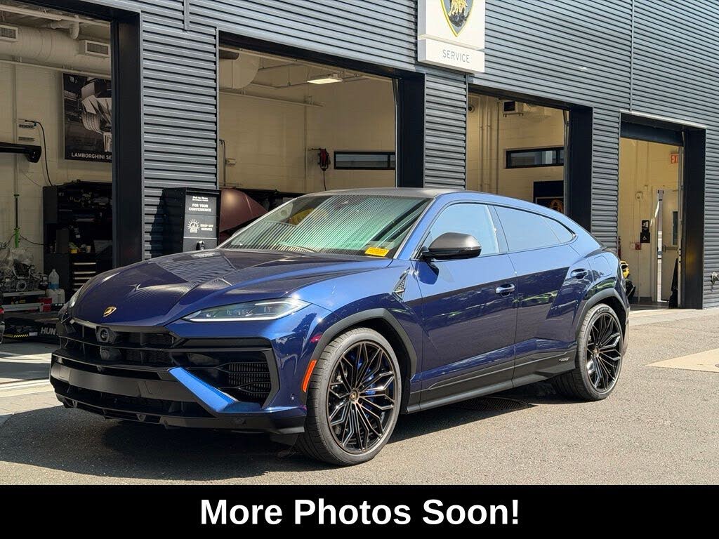 2025 Lamborghini Urus SE AWD
