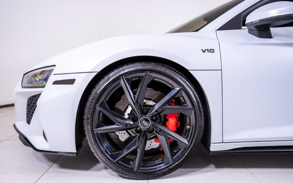 2022 Audi R8 V10 Performance Coupe RWD photo 17 of 24