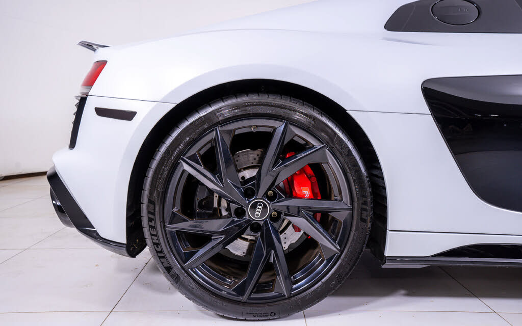 2022 Audi R8 V10 Performance Coupe RWD photo 18 of 24