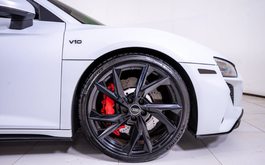 2022 Audi R8 V10 Performance Coupe RWD photo 19 of 24
