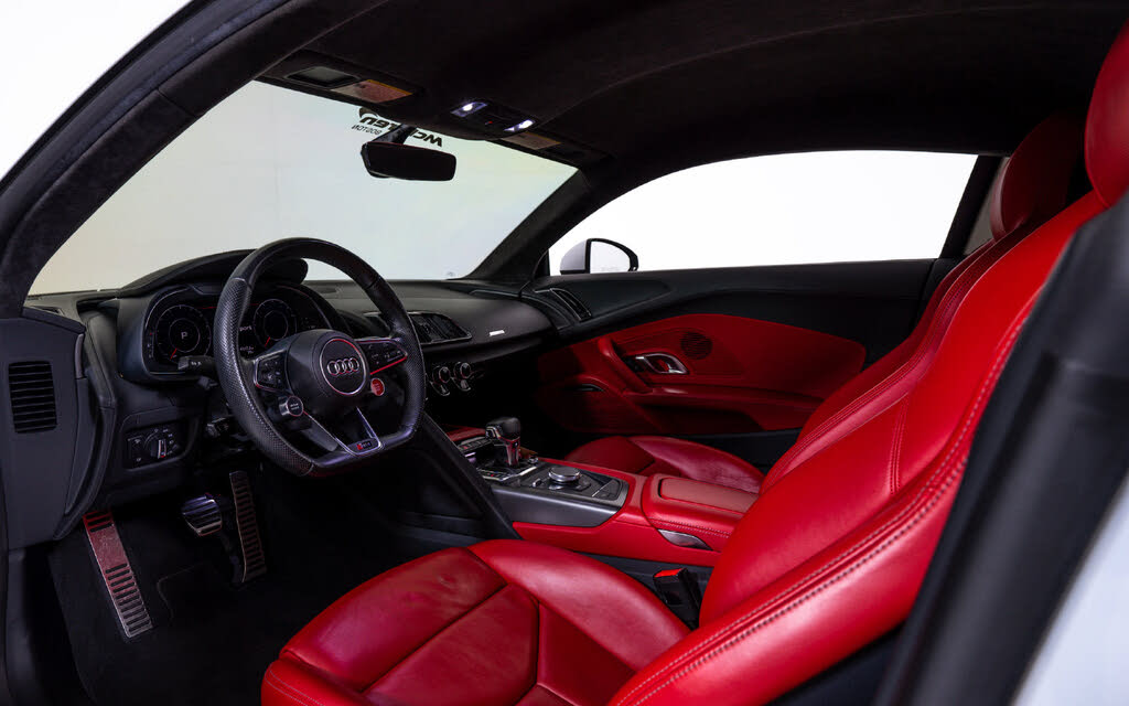 2022 Audi R8 V10 Performance Coupe RWD photo 22 of 24