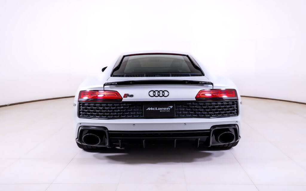2022 Audi R8 V10 Performance Coupe RWD photo 5 of 24