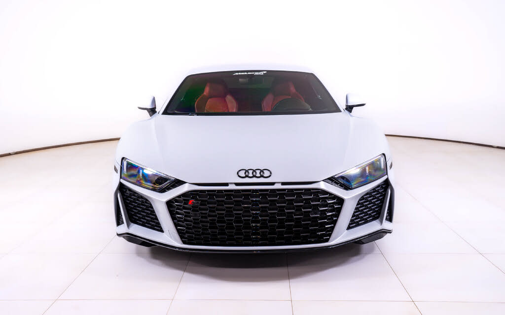 2022 Audi R8 V10 Performance Coupe RWD photo 9 of 24