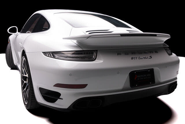2015 Porsche 911 Turbo S Coupe AWD photo 21 of 24