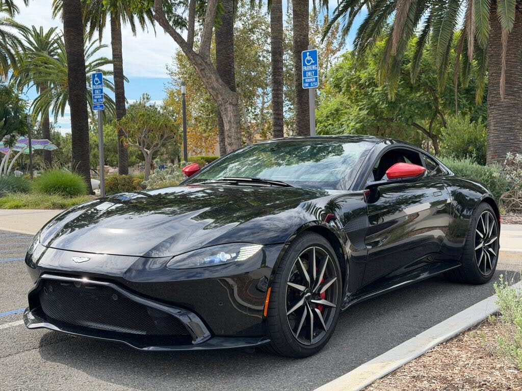 2019 Aston Martin Vantage RWD