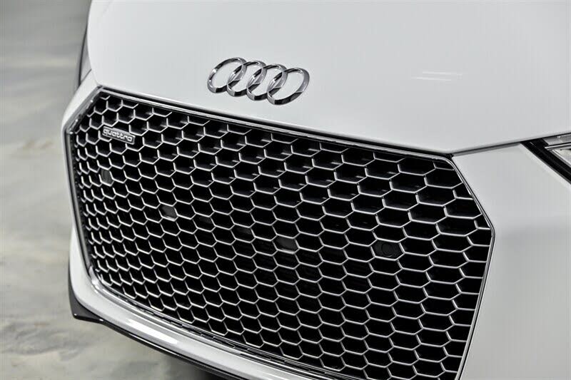 2017 Audi R8 quattro V10 Plus Coupe AWD photo 6 of 24