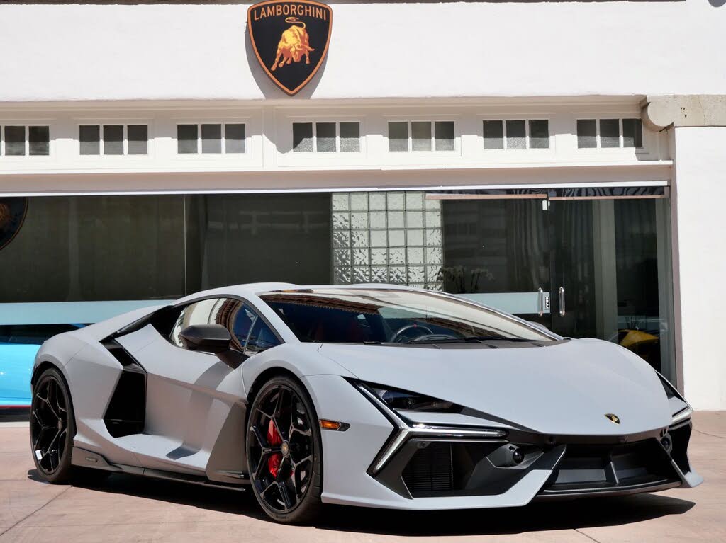 2024 Lamborghini Revuelto AWD