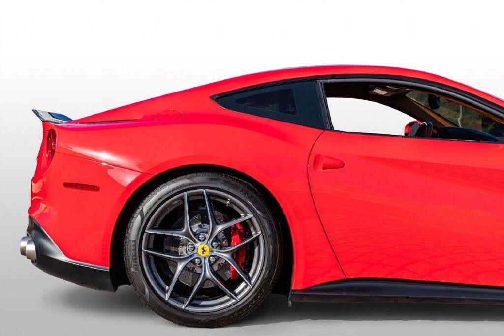 2016 Ferrari F12 Berlinetta Coupe photo 17
