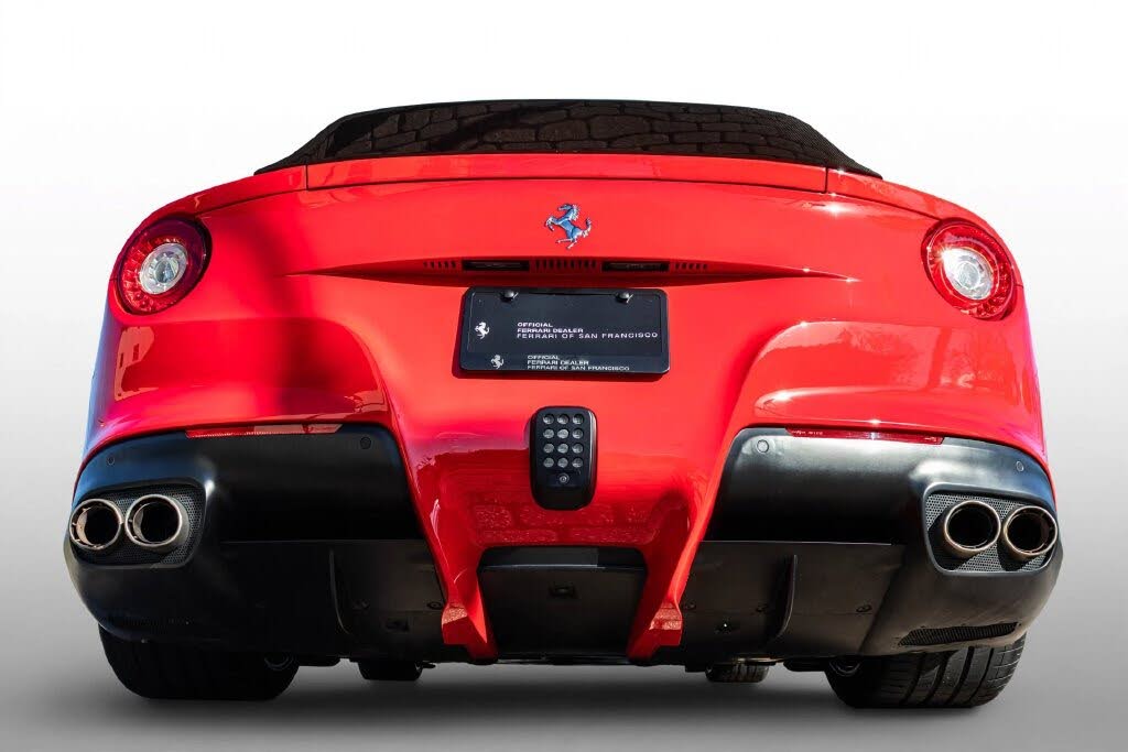 2016 Ferrari F12 Berlinetta Coupe photo 24