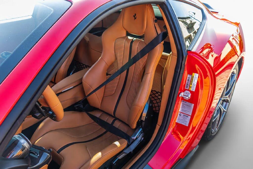 2016 Ferrari F12 Berlinetta Coupe photo 6