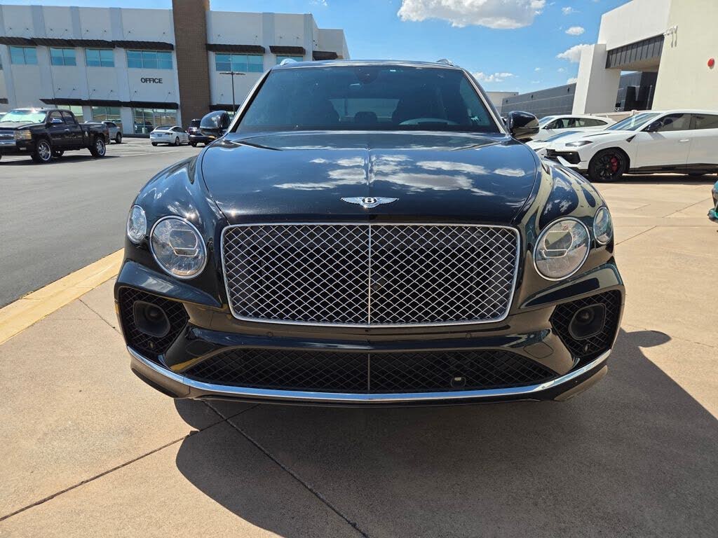2021 Bentley Bentayga V8 AWD photo 2
