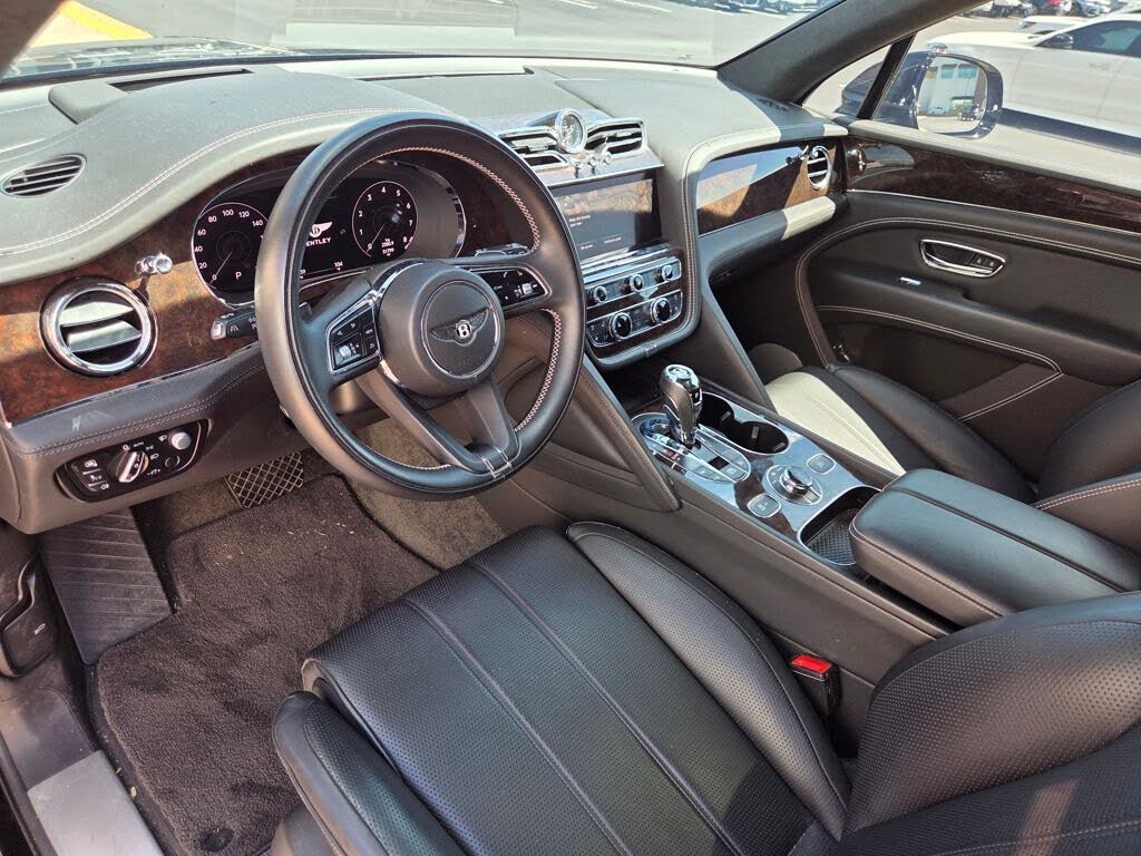 2021 Bentley Bentayga V8 AWD photo 5
