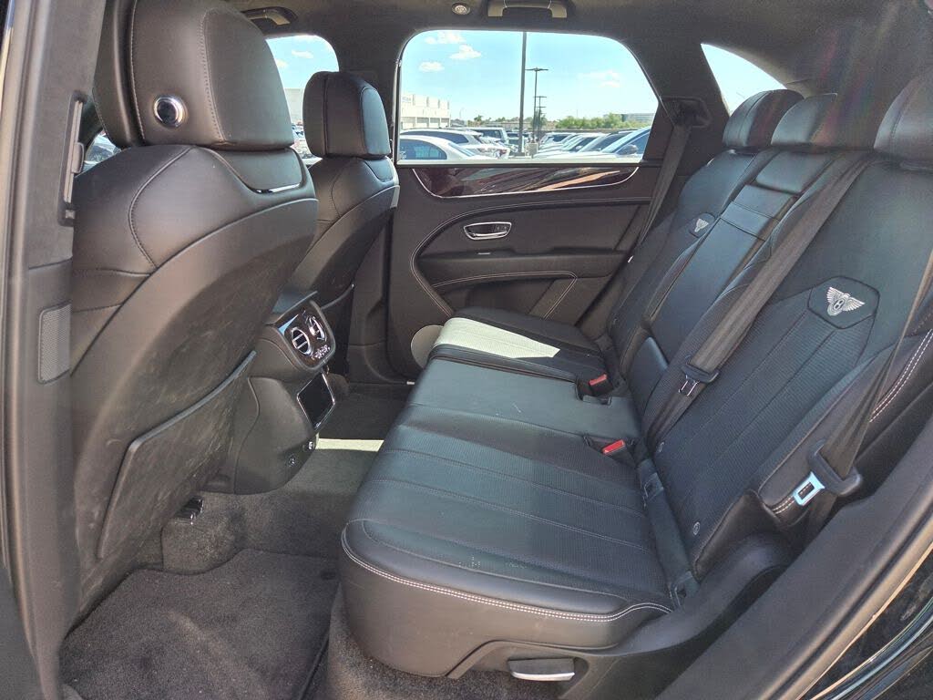 2021 Bentley Bentayga V8 AWD photo 6