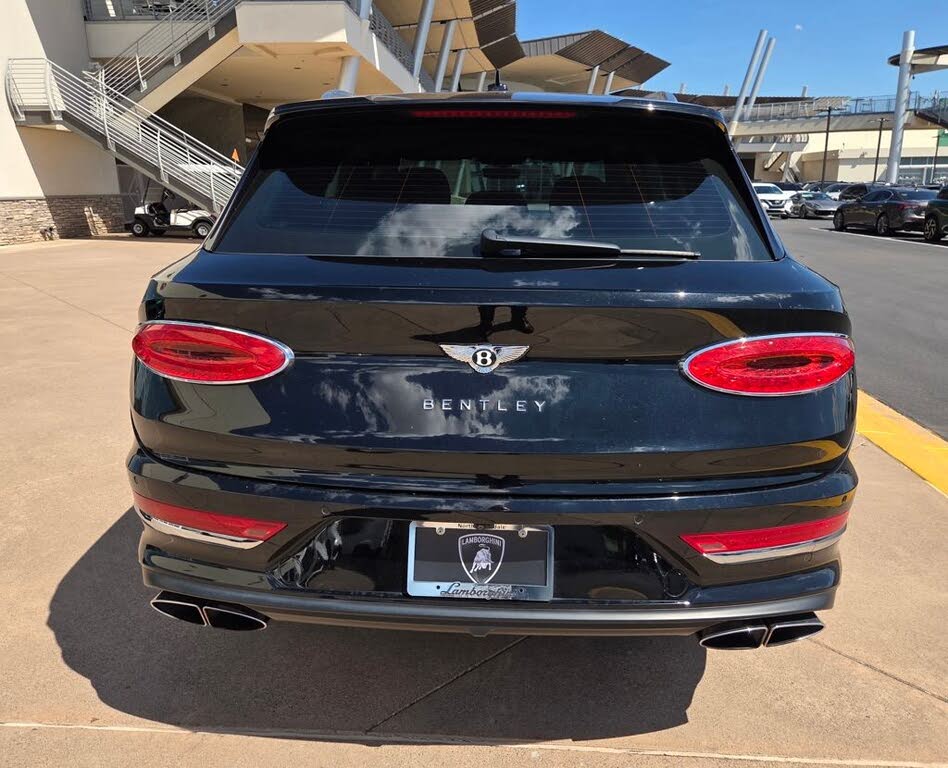 2021 Bentley Bentayga V8 AWD photo 8