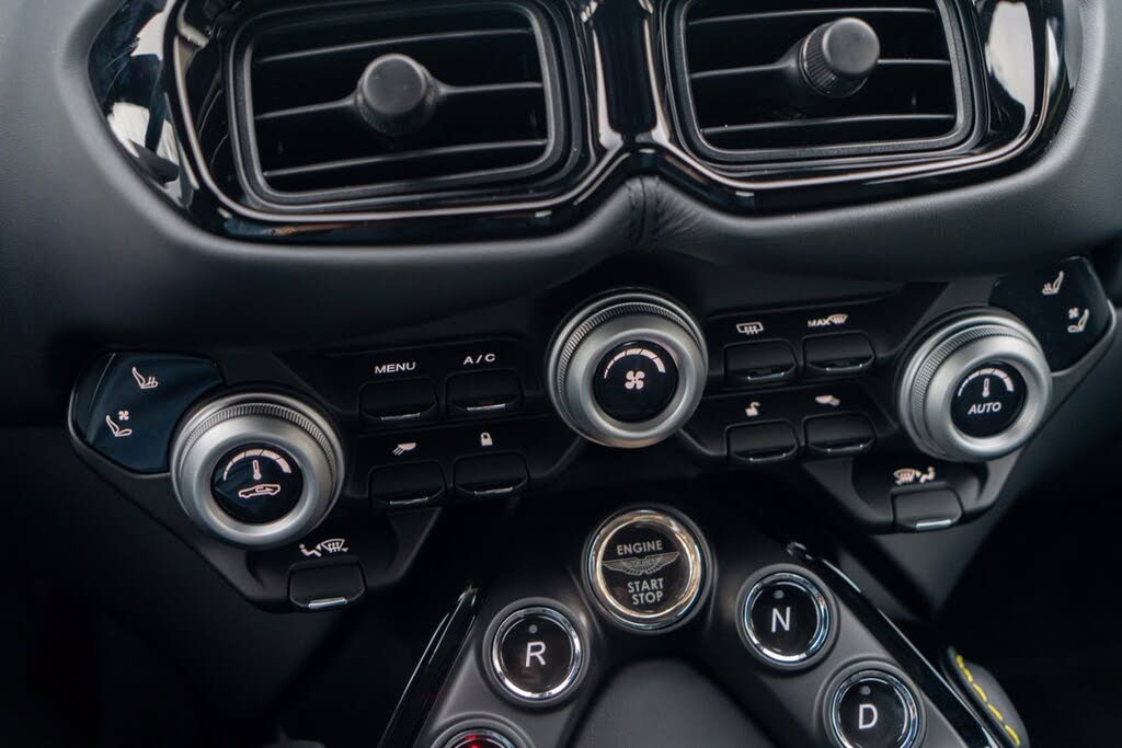 2023 Aston Martin Vantage V8 Coupe RWD photo 16