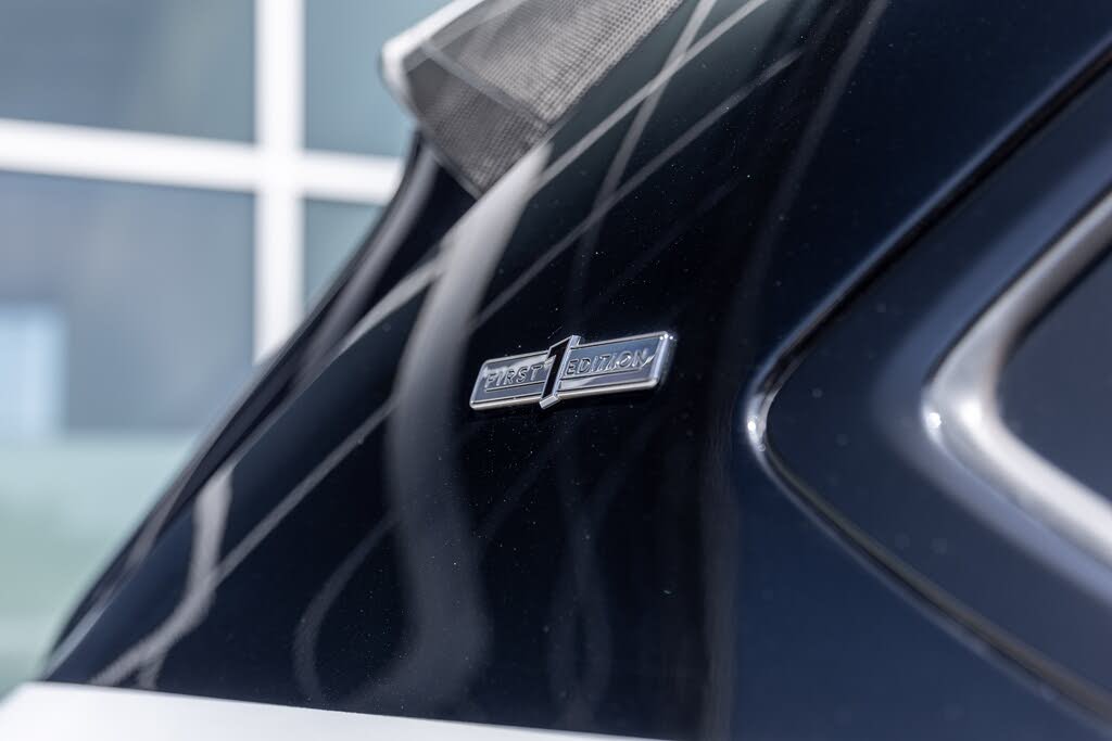 2023 Bentley Bentayga EWB Azure First Edition V8 AWD photo 14