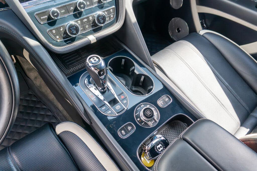 2023 Bentley Bentayga Speed AWD photo 16