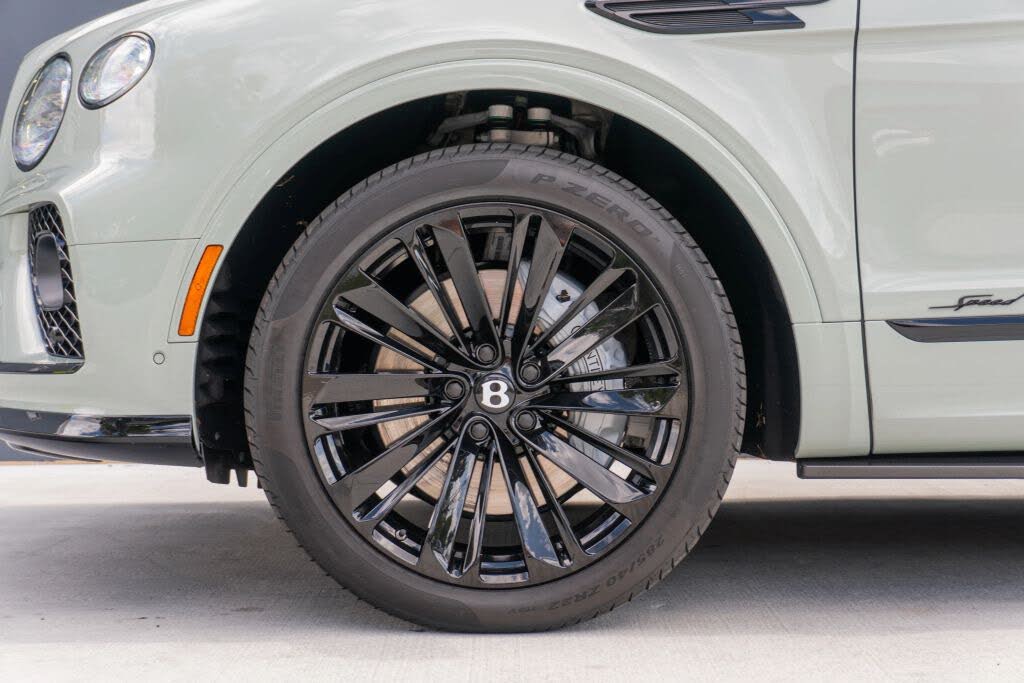 2023 Bentley Bentayga Speed AWD photo 19