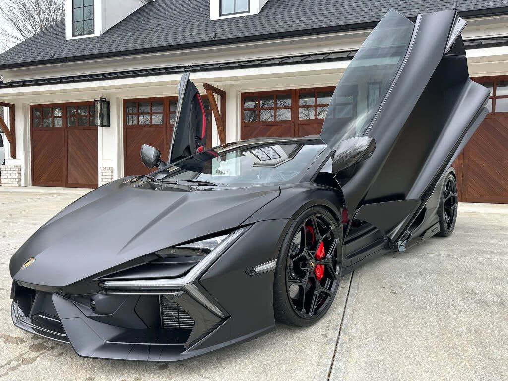 2024 Lamborghini Revuelto AWD